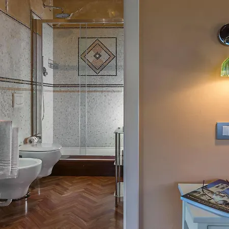 Volpi Hotell Lucca